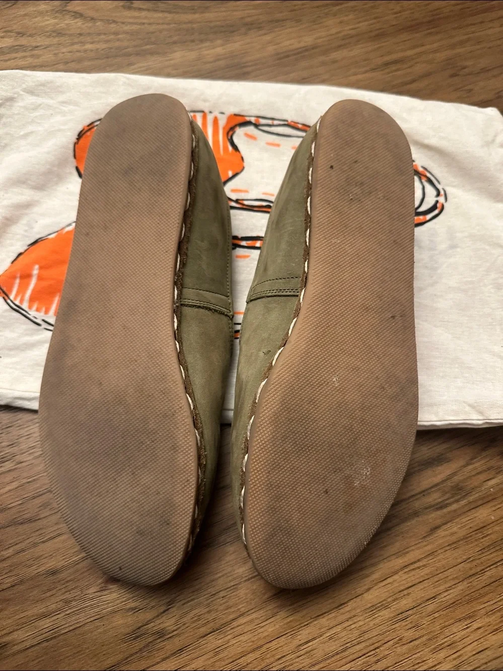 Sage Green Nubuck Leather Sabah Loafer Women’s Size 39 (7.5) - Picture 3 of 5